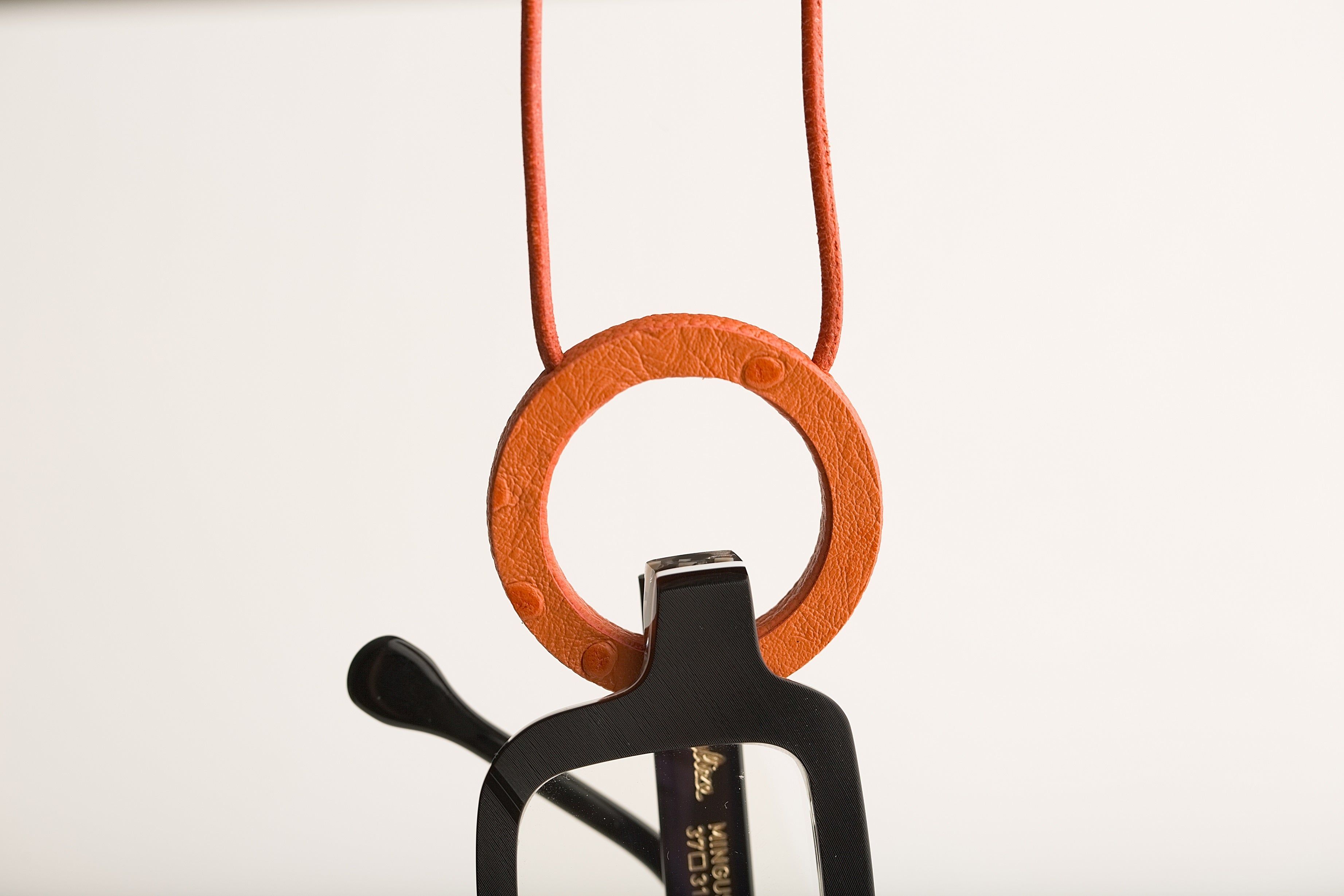 Le Kevin Leather Spectacle Holder - Hot Pink Crocodile